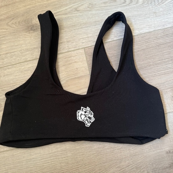 Darcsport Loyalty Twist Bra in Black - Picture 2 of 4